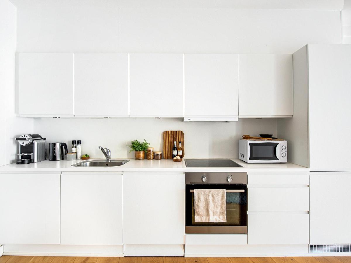 Sanders Leaves - Chic Three-bedroom In Downtown Apartment Kopenhagen
